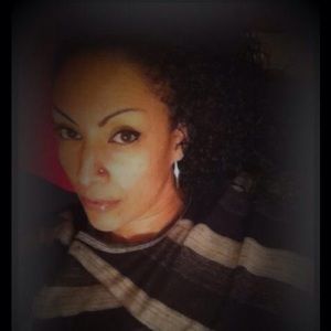 Meet your Posher, Stacy